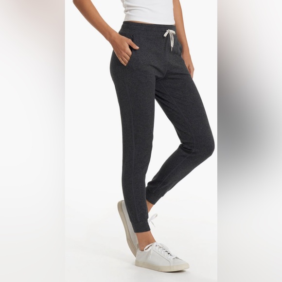 Vuori Pants - 💫Vuori DreamKnit Performance Joggers, XS, Charcoal Heather, Worn ONCE